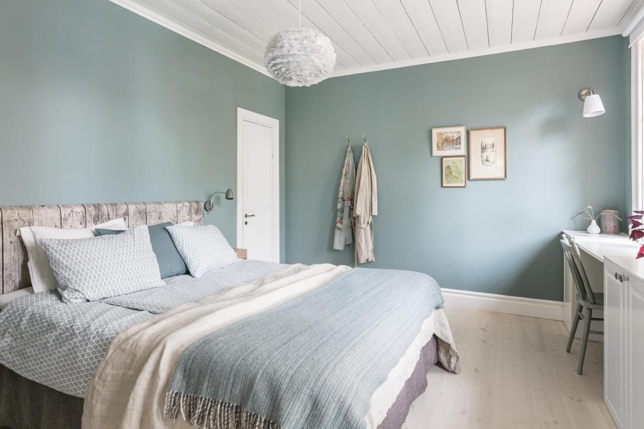 Peaceful, Picturesque & Forest Retreat Vakantiehuis Stockholm